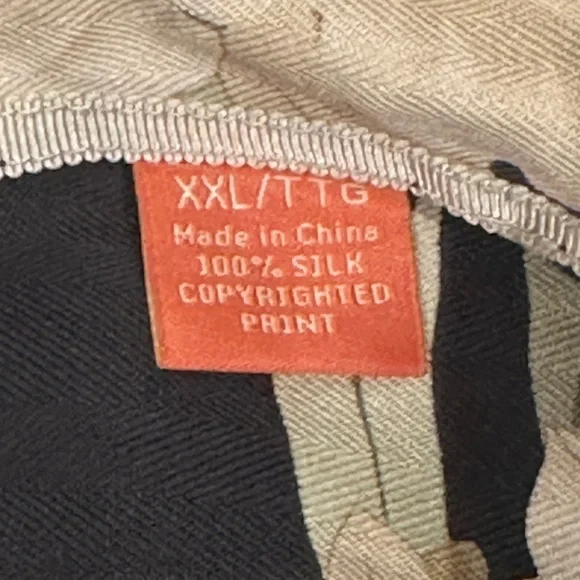 TOMMY BAHAMA Mens Hawaiian Shirt 100% Silk Short Sleeve Tropical Floral Size XXL - Picture 8 of 13